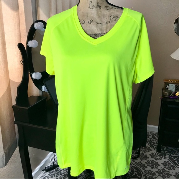 Champion Top T-shirt Women’s Sport Blouse 2XL NWOT - Picture 5 of 13